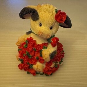 Mary Moo Moo Figurine